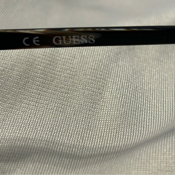 GUESS Glasses GU1124 MNK 48017-140 - Picture 6 of 8